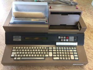 Calcolatore integrato Olivetti P6060 (1975)